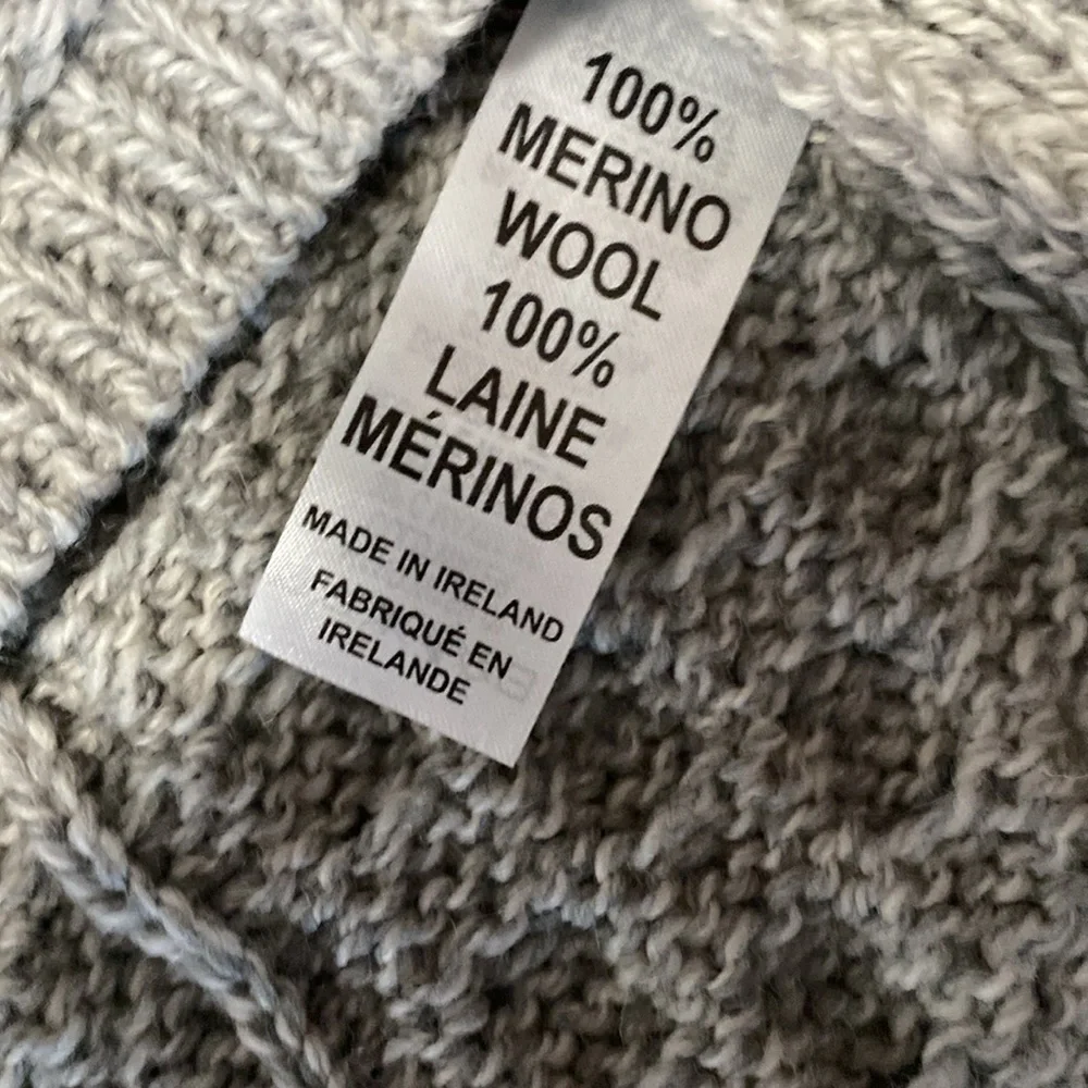 Aran Mor Merino Wool Ireland Cozy Gray Cable Knit Turtleneck Sweater Sz M - Picture 8 of 11